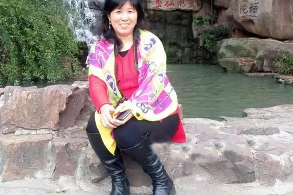 PAY-AsiaWire_CryonicsWoman_06